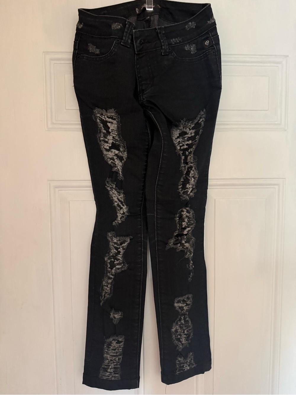 Serfontaine Black Distressed Skinny Jeans